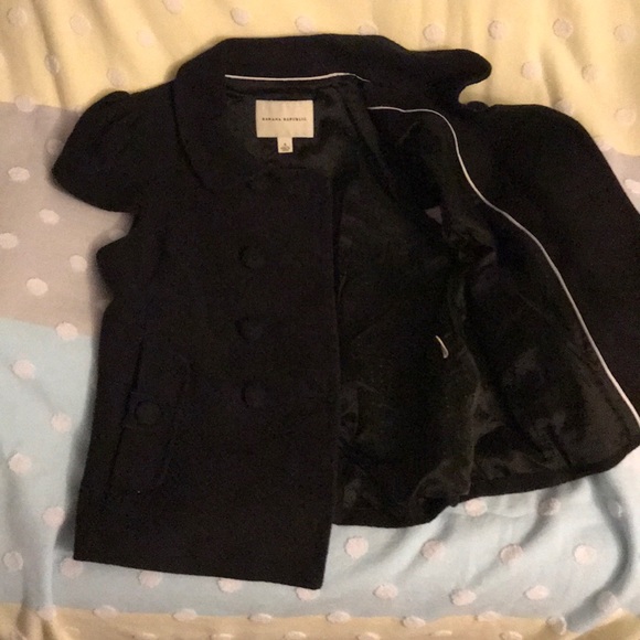 Banana Republic black cap sleeved blazer - Picture 5 of 11